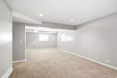 7262 S Towncrest Dr, Cottonwood Heights, UT 84121 - Photo 29