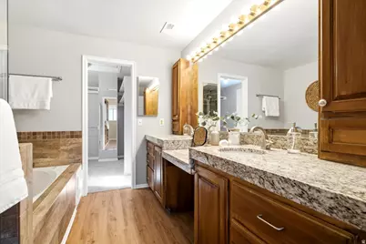 7262 S Towncrest Dr, Cottonwood Heights, UT 84121 - Photo 21
