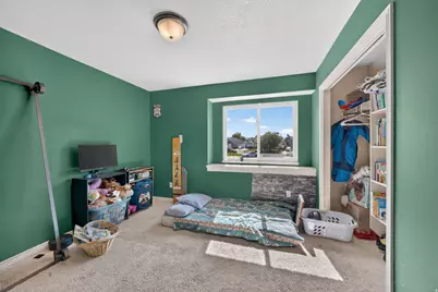 569 E 2200 S, Clearfield, UT 84015 - Photo 19