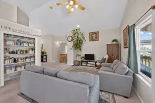 569 E 2200 S, Clearfield, UT 84015 - Photo 5