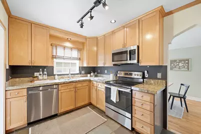 2491 S Douglas St, Salt Lake City, UT 84106 - Photo 9