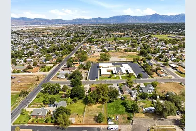 3150 S Broadway St, Magna, UT 84044 - Photo 33