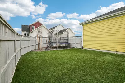 11004 S Holly Springs Dr W, South Jordan, UT 84009 - Photo 23