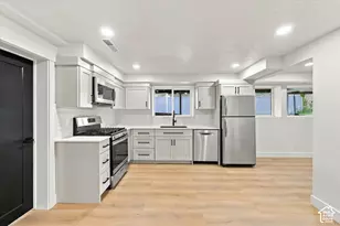 517 E Holstein Way S, Murray, UT 84107 - Photo 45