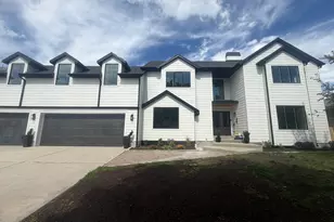 517 E Holstein Way S, Murray, UT 84107 - Photo 1