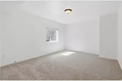 1018 N 2325 W, Layton, UT 84041 - Photo 37