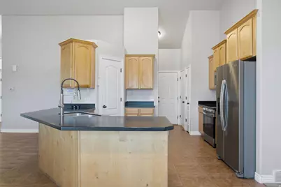 8249 S Maple Fork Dr, West Jordan, UT 84088 - Photo 11