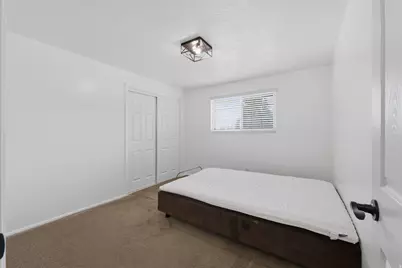 231 E 650 S, Kaysville, UT 84037 - Photo 17