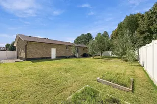 231 E 650 S, Kaysville, UT 84037 - Photo 31