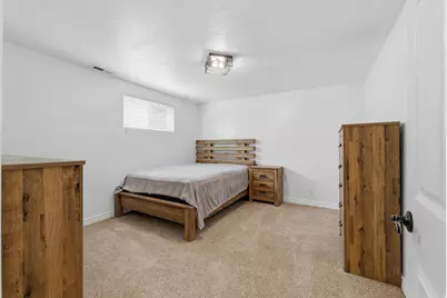 231 E 650 S, Kaysville, UT 84037 - Photo 25