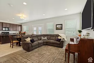 5044 N Folkstone Dr, Eagle Mountain, UT 84005 - Photo 5