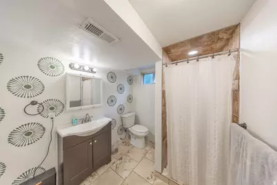 1987 S Claremont Dr E, Bountiful, UT 84010 - Photo 21
