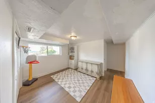 1987 S Claremont Dr E, Bountiful, UT 84010 - Photo 25