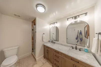 1987 S Claremont Dr E, Bountiful, UT 84010 - Photo 13