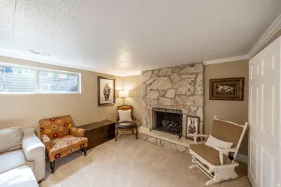 1987 S Claremont Dr E, Bountiful, UT 84010 - Photo 17