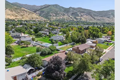 239 S Edgehill Dr, Fruit Heights, UT 84037 - Photo 57