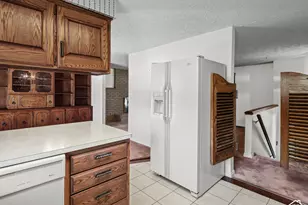 239 S Edgehill Dr, Fruit Heights, UT 84037 - Photo 17
