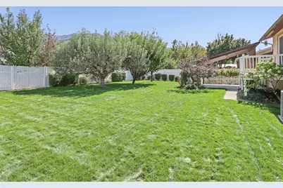 239 S Edgehill Dr, Fruit Heights, UT 84037 - Photo 49