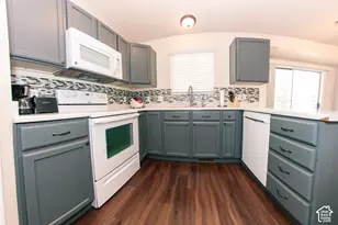 4197 Lily Dr, Roy, UT 84067 - Photo 11