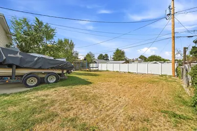 1994 W Champagne Ave, Taylorsville, UT 84129 - Photo 21