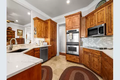 92 W Salem Hills Dr, Elk Ridge, UT 84651 - Photo 17