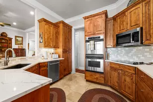 92 W Salem Hills Dr, Elk Ridge, UT 84651 - Photo 17