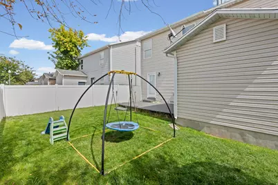 1983 N 2195 W, Clinton, UT 84015 - Photo 27