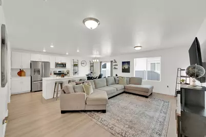 3570 W Grassland Dr, Lehi, UT 84043 - Photo 5