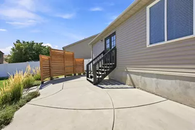8533 S Sunrise Oak Dr, West Jordan, UT 84081 - Photo 29