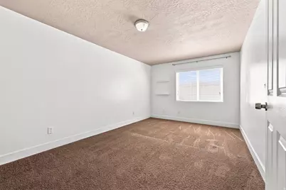8533 S Sunrise Oak Dr, West Jordan, UT 84081 - Photo 23