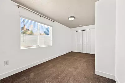 8533 S Sunrise Oak Dr, West Jordan, UT 84081 - Photo 25