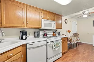 881 E Maple Vw Dr, Salt Lake City, UT 84106 - Photo 7