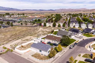 4223 N Pinion Cir W, Eagle Mountain, UT 84005 - Photo 39