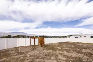 4223 N Pinion Cir W, Eagle Mountain, UT 84005 - Photo 27