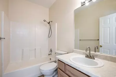 4223 N Pinion Cir W, Eagle Mountain, UT 84005 - Photo 11