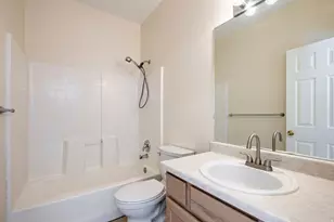 4223 N Pinion Cir W, Eagle Mountain, UT 84005 - Photo 11