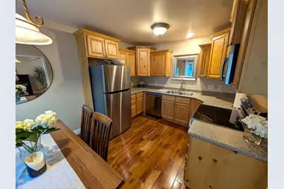 1190 Regent Ct, Orem, UT 84057 - Photo 9