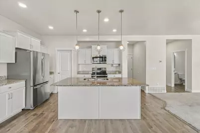 611 S Locust Dr E, Saratoga Springs, UT 84045 - Photo 3
