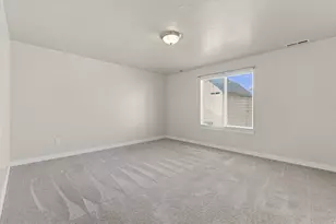 611 S Locust Dr E, Saratoga Springs, UT 84045 - Photo 15