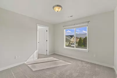 611 S Locust Dr E, Saratoga Springs, UT 84045 - Photo 9
