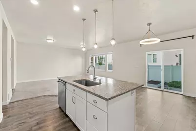611 S Locust Dr E, Saratoga Springs, UT 84045 - Photo 5