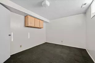 83 E 200 S, Farmington, UT 84025 - Photo 27