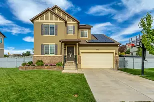 9012 N Suffolk Ln E, Eagle Mountain, UT 84005 - Photo 1