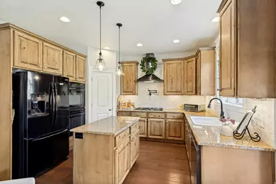 9012 N Suffolk Ln E, Eagle Mountain, UT 84005 - Photo 7