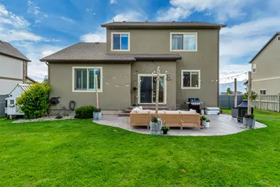 9012 N Suffolk Ln E, Eagle Mountain, UT 84005 - Photo 39