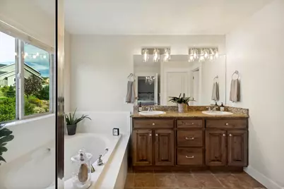 9012 N Suffolk Ln E, Eagle Mountain, UT 84005 - Photo 17