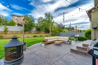 9012 N Suffolk Ln E, Eagle Mountain, UT 84005 - Photo 37