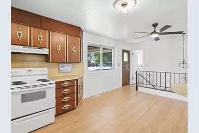 6082 S Main St, Murray, UT 84107 - Photo 13