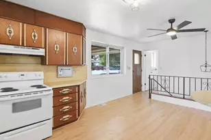 6082 S Main St, Murray, UT 84107 - Photo 13