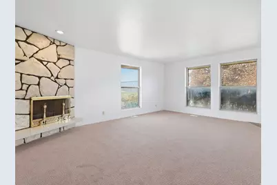 6082 S Main St, Murray, UT 84107 - Photo 5